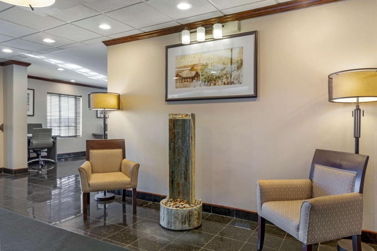 Best Western Plus South Hill Inn Exterior photo